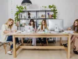 Bagaimana Coworking Space Mendorong Ide Inovatif Melalui Lingkungan Kolaboratif