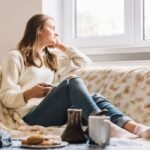 Slow Living, Cara Hidup Lebih Pelan Saat Dunia Terasa Terlalu Bising