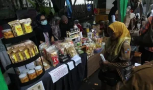 UMKM Kota Bogor, Denyut Usaha Kecil yang Menghidupkan Jalanan dan Meja Makan Warga_11zon UMKM Kota Bogor, Denyut Usaha Kecil yang Menghidupkan Jalanan dan Meja Makan Warga