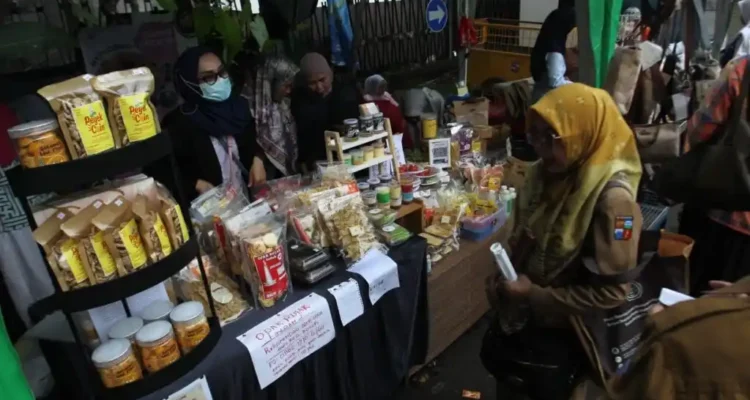 UMKM Kota Bogor, Denyut Usaha Kecil yang Menghidupkan Jalanan dan Meja Makan Warga