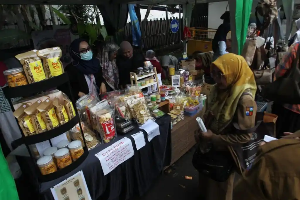 UMKM Kota Bogor, Denyut Usaha Kecil yang Menghidupkan Jalanan dan Meja Makan Warga