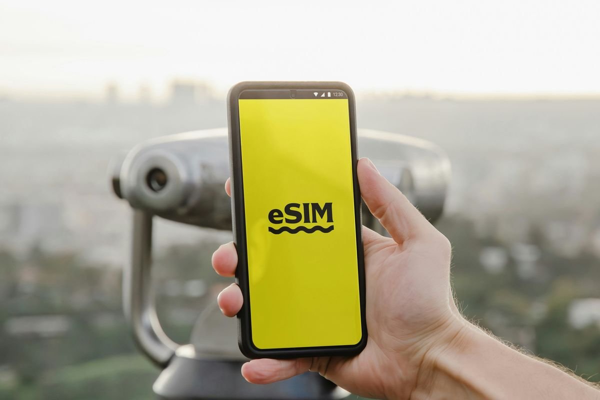 eSIM dengan Teknologi Terbaik, Kartu Seluler Kecil yang Mengubah Cara Terhubung
